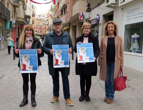 Imatge de la notícia El Mercat Romà torna als carrers Democràcia i Cardenal Remolins amb ambientació, espectacles de foc i una trentena de parades 