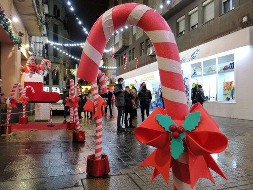 Imatge de la notícia Els comerciants dels carrers Democràcia i Cardenal Remolins presenten la campanya de Nadal 