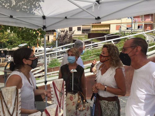 Imatge de la notícia Festa de les rebaixes a la Zona Alta de Lleida, amb 18 establiments participants 